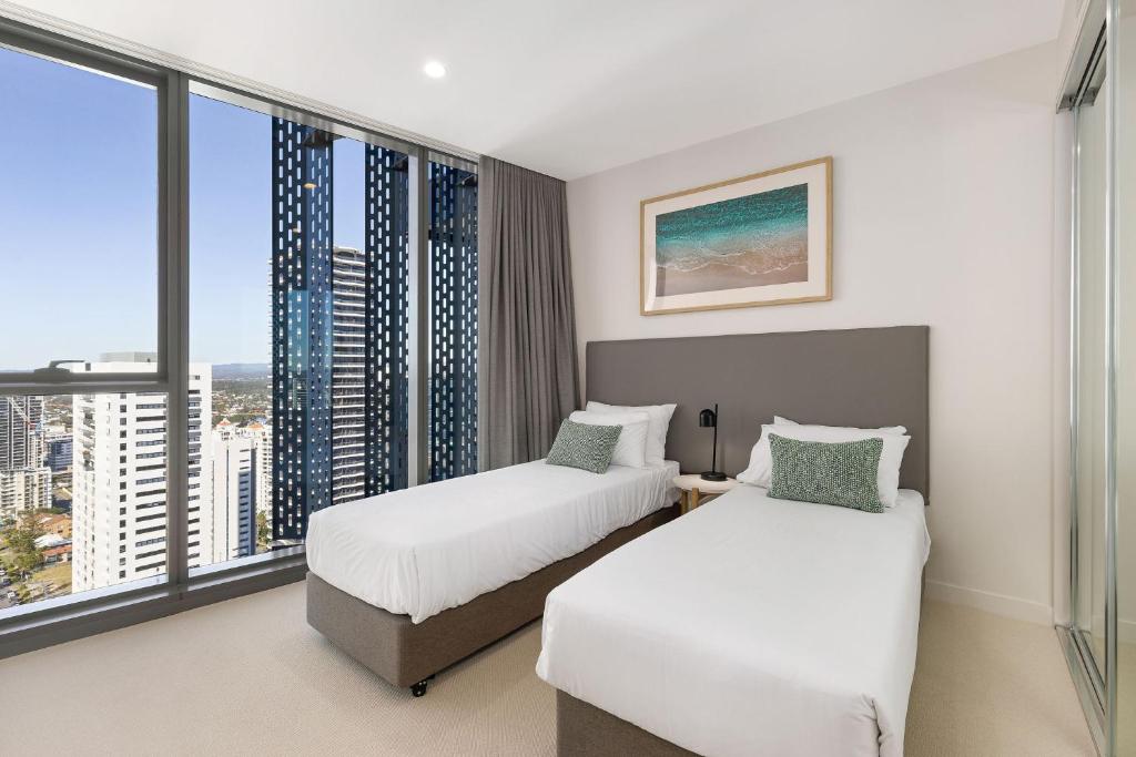 Ultiqa Signature on Broadbeach - 2 Bedroom Ocean - Bedroom 2